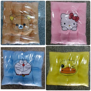 เบาะรองนั่งลายการ์ตูนขนาด17*17นิ้วราคาเพียง180บาท