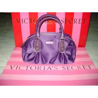 🔥🔥Sale🔥🔥Victorias Secret  Bag  สีม่วง , สีแดง  ใหม่แท้  100 % จากอเมริกา แม่ค้าบินเองโดยตรง