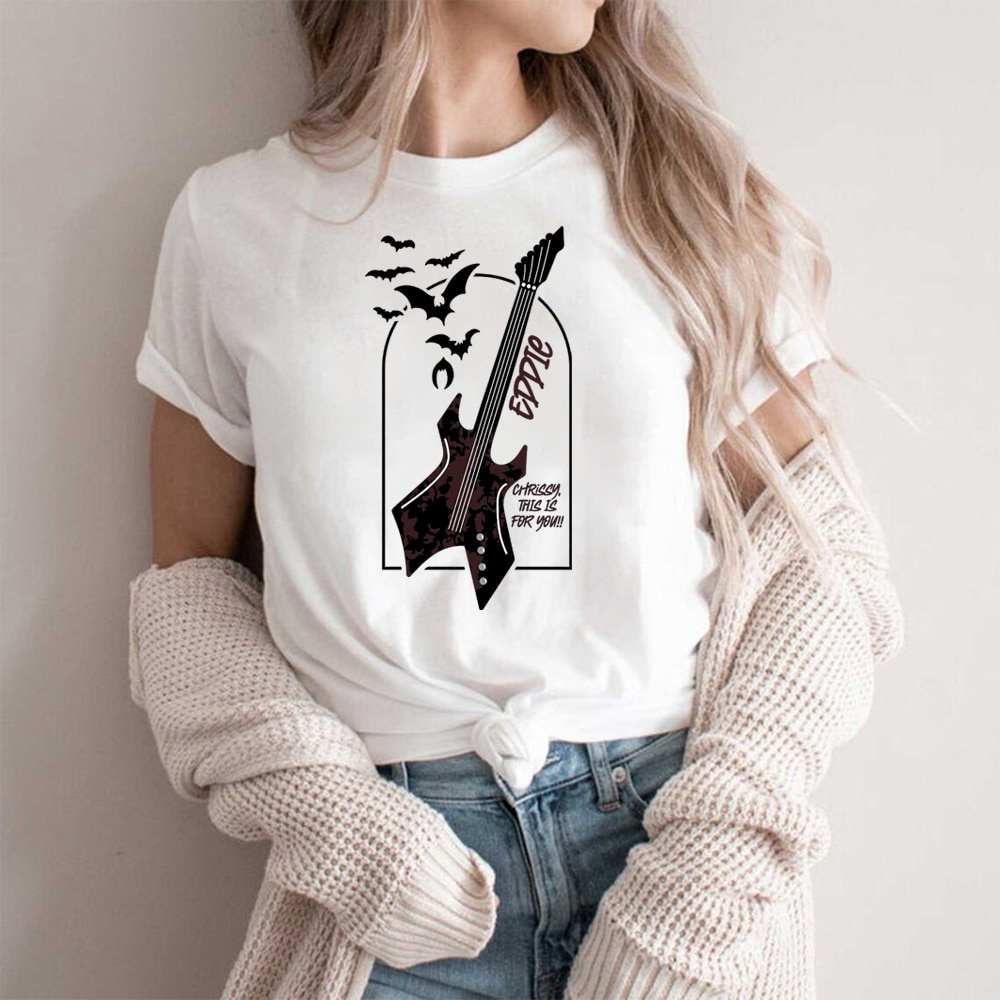 Eddie Munson Play เสื้อกีตาร์ Eddie เสื้อยืดทีม Eddie Stranger Things แรงบันดาลใจ GILDAN วาฟเฟิลเสื้