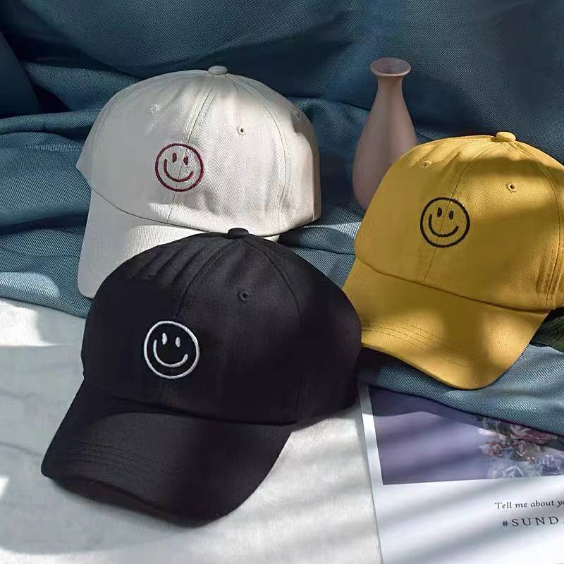 หมวกแก๊ปเบสบอล ปัก ลายหน้ายิ้ม (มี 3 สี) หมวกแก๊ป หมวกกีฬา