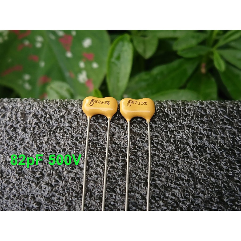 82pF 500V 5% Silver Mica CDM Capacitor (5.9mm)