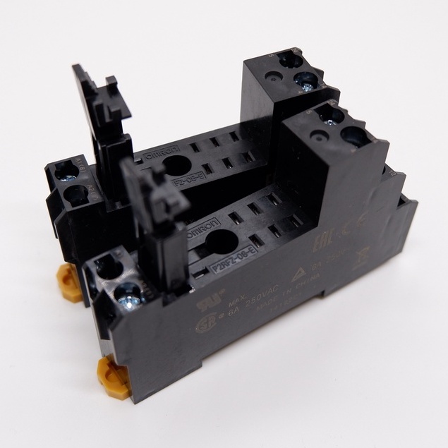 P2RFZ-08-E Relay Sockets & Hardware SOCKET RELAY TRACK MOUNT