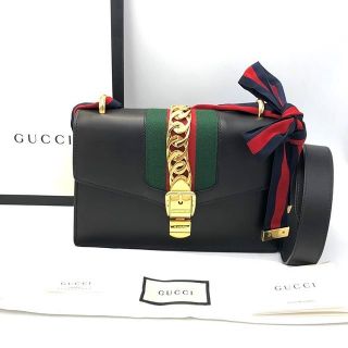 Used in good condition Gucci Sylvie small shoulder bag dmt. W25.5cm x H17cm x 8cm 2018 full set 45,999฿