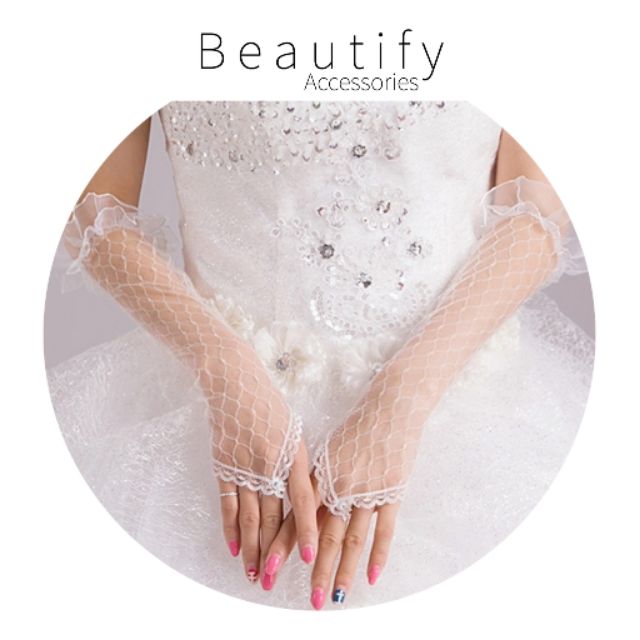 𝓑𝓮𝓪𝓾𝓽𝓲𝓯𝔂 พร้อมส่ง!! ถุงมือลูกไม้ยาวแบบสวมนิ้ว สำหรับเจ้าสาวเพื่อนเจ้าสาวในงานแต่ง