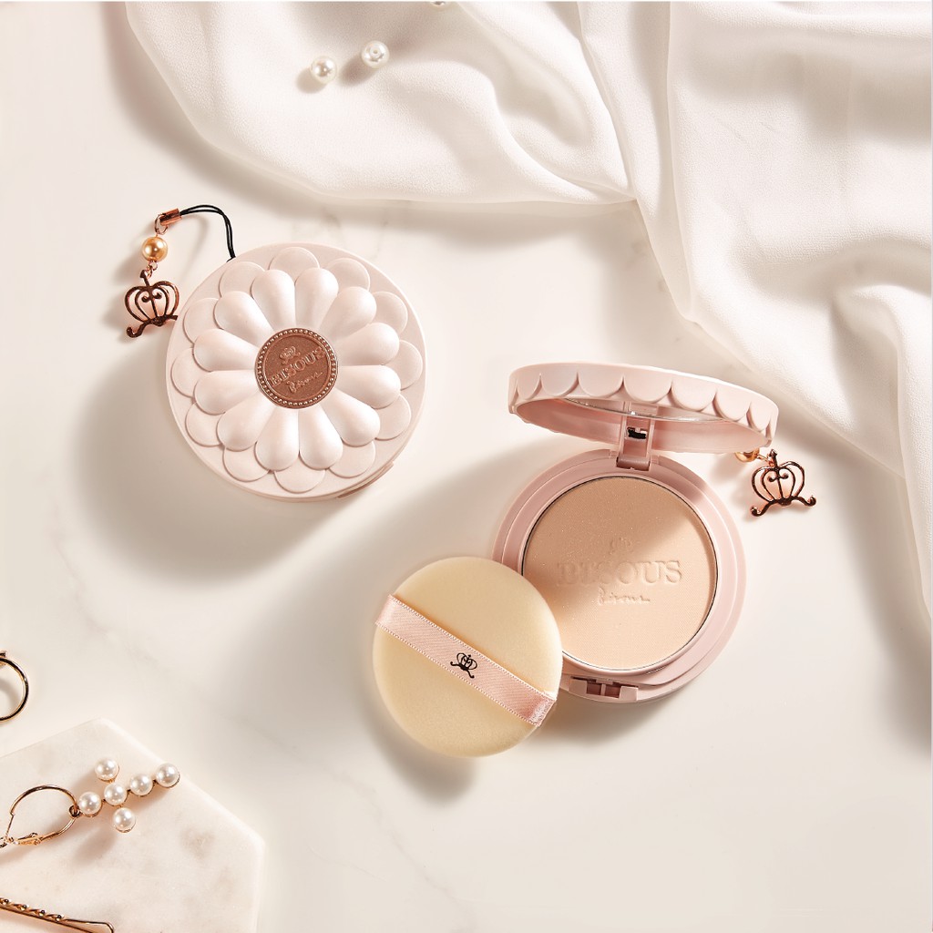 Bisous Bisous New Formula Rainbow Cluster Crystal Powder Pact SPF30 PA+++ - รูปที่ 3