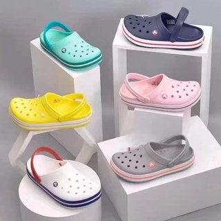 รองเท้าแตะ Crocs Duet Sport Clog ของแท้ เหมาะกับเดินชายหาด สําหรับผู้ชาย และผู้หญิง [11016]