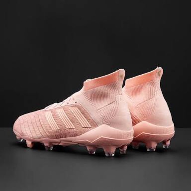 predator 18.1 pink