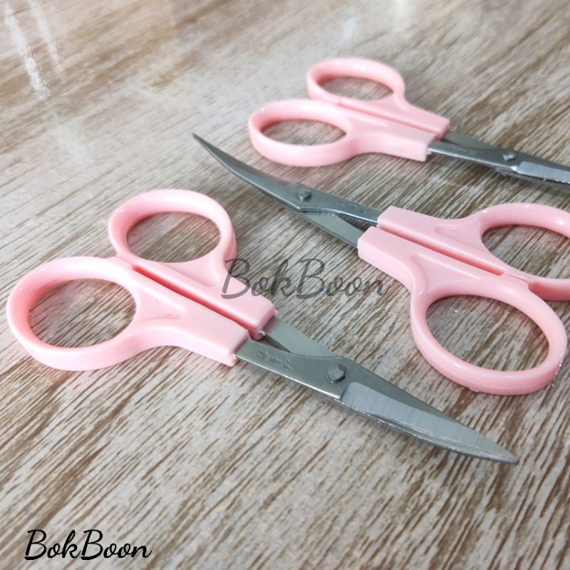 กรรไกรปลายโค้ง 45บาท