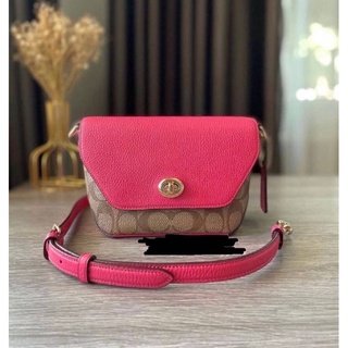 COAC KARLEE CROSSBODY IN SIGNATURE CANVAS