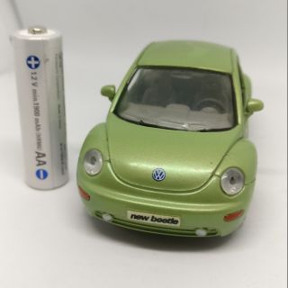 Volkswagen beetle by Maisto