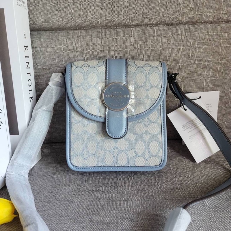 COACH NORTH/SOUTH LONNIE CROSSBODY IN SIGNATURE JACQUARD (COACH C8321)สอบถามก่อนสั่งซื้อ