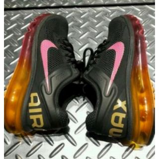 รองเท้ากีฬา รุ่น Airmaxx size 7 สภาพ 80 เปอร์เซ็นต์ ของเเท้