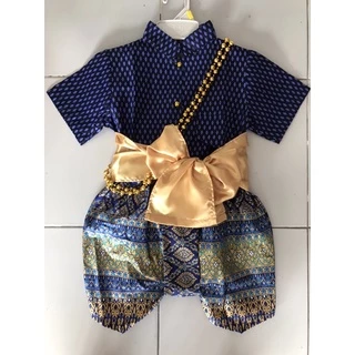 รุ่นคอจีนราชปะแตน(ผ้าพี่หมื่น) โจงพิมพ์ทองสีน้ำเงิน เซต 3 ชิ้น ( เสื้อ+โจง+ผ้าคาดเอว ) ชุดไทยเด็กชาย