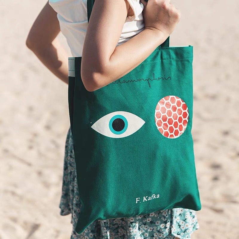 กระเป๋า Franz Kafka tote (Metamorphosis + Castle) ของแท้