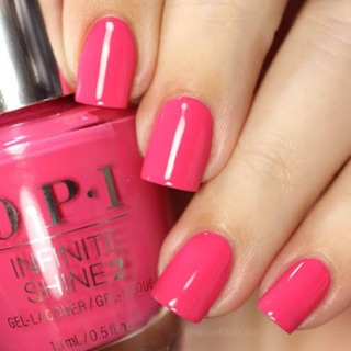 พร้อมส่ง OPI Strawberry Magarita รหัส IS LM23 รุ่น Infinite shine รุ่นฝาสีเงิน รุ่นกึ่งเจล โทนชมพูสดใส  แท้ 💯%