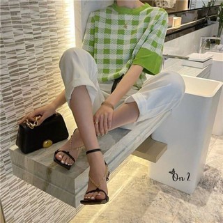 รองเท้าส้นสูงรัดข้อประดับโซ่