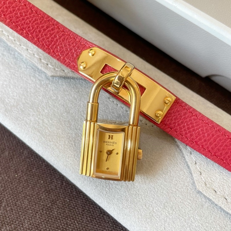 Hermes Kelly Watch สีแดงอะไหล่ทอง ของแท้!