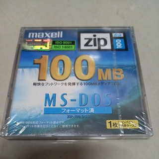 ขายแผ่นzip dish Maxell 100 MB/FORMATTED 2HD/Floppy disk/diskettes1.44 MB/แผ่นไดร์ เอ มือหนึ่ง/บริษัทฮิตาชิ ญี่ปุ่นผลิต