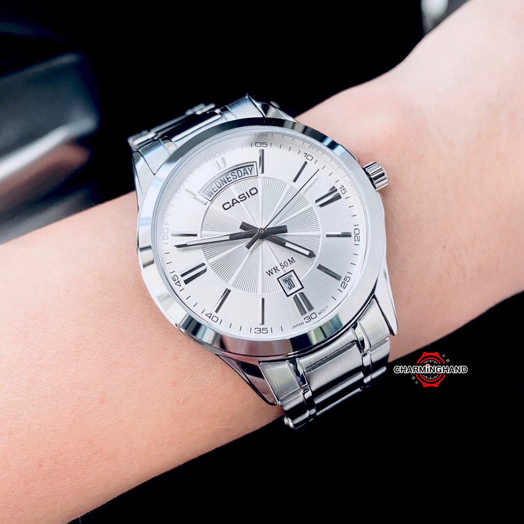 นาฬิกาข้อมือผู้ชายแท้ Casioแท้ หน้าปัดกว้าง3.9ซม. นาฬิกาสายสแตนเลส MTP-1381D-7 casioถูก ย้ำขายเฉพาะของแท้ มีใบรับประกัน