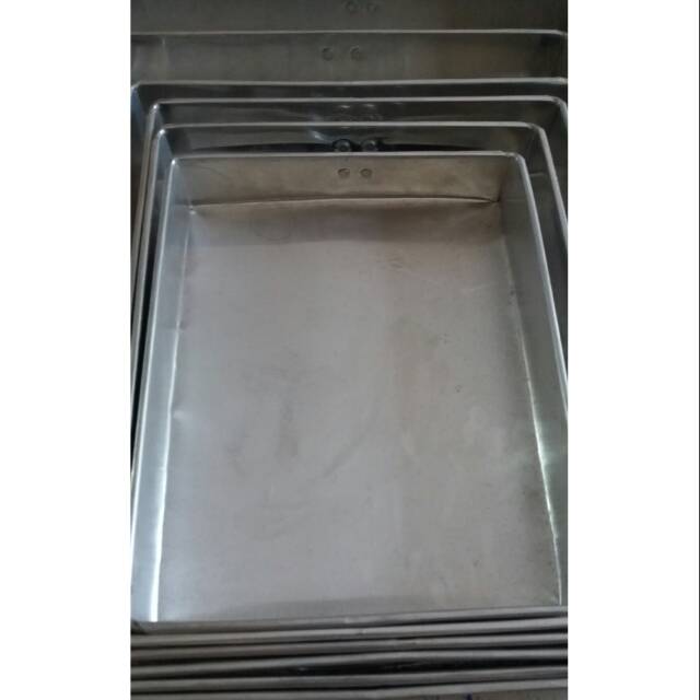 1 1/2 นิ้ว TALL ROLL TIN