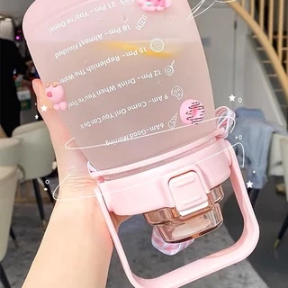OKUMI_SHOP ขวดน้ำ ขวดน้ำสไตล์สปอร์ต กระบอกน้ำดื่ม ขวดพลาสติกแบบพกพา ความจุ 1.3 ลิตร