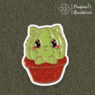 🇹🇭 พร้อมส่ง : 🌵 เข็มกลัดลายต้นกระบองเพชรในกระถางสีแดง | Cactus In Red Flowerpot Enamel Brooch Pin.