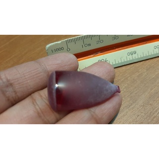 Ruby -Rough lab 21x31mm. wt 77cts