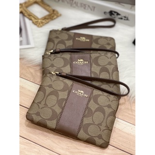 พร้อมส่งที่ไทย!! 🇺🇸💯 #Coach คล้องมือ 1 ซิบ size S ลายซี คาดน้ำตาลอ่อน รุ่น COACH F58035 IMITATION-GOLD/KHAKI/SADDLE 2