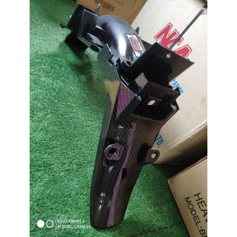 บังโคลนหลัง บังโคลนท้าย เคฟล่าดำลายสาน เวฟ125 S ไฟเลี้ยวบังลม Wave125i ปี2005 สติ๊กเกอร์ Akana