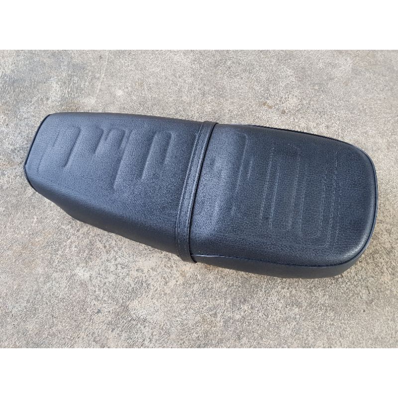 เบาะมอเตอร์ไซต์ Suzuki GT100 GT185