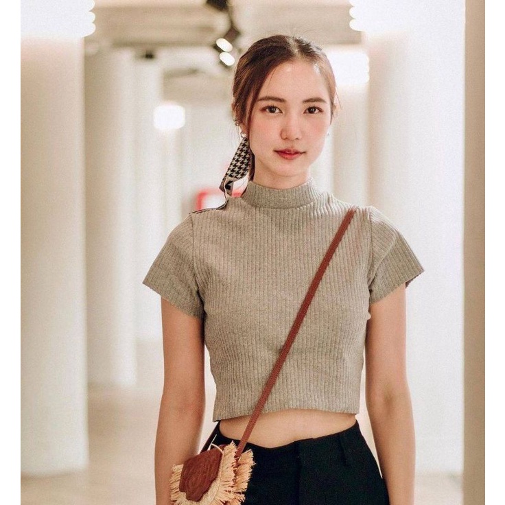 ANGEL  STYLE เสื้อครอปคอปีน ผ้าร่อง ใส่สบายทรงสวย งานป้าย