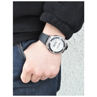 Casio Standard นาฬิกาข้อมือผู้ชาย สายเรซิ่น รุ่น AQ-164W-7A