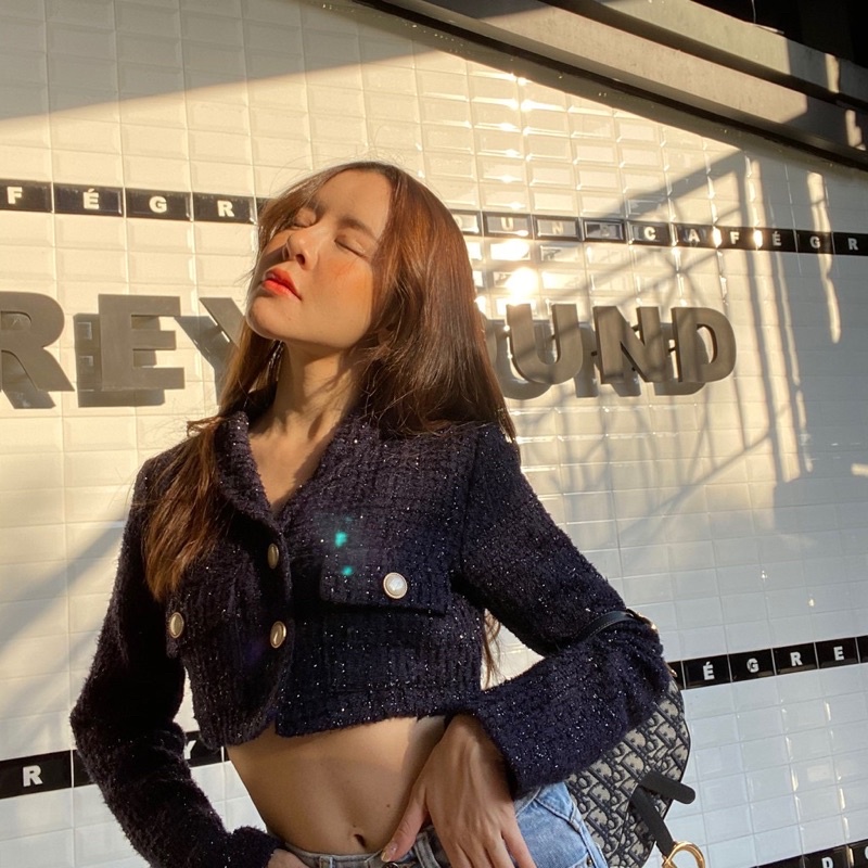 New with tag ! FLAT2112 FT502 : ANNA WINTOUR CROP TOP เสื้อครอปสีกรม