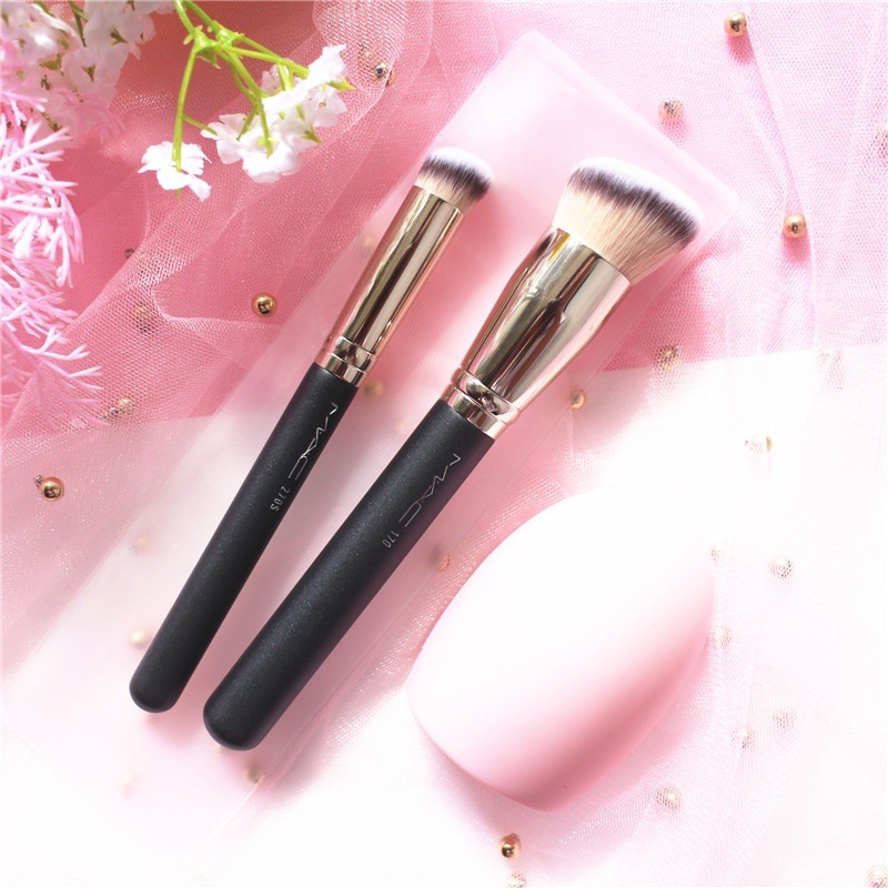 M.A.C แท้พร้อมส่ง Mac 170 Synthatic Rounded Slant Brush 270s Concealer