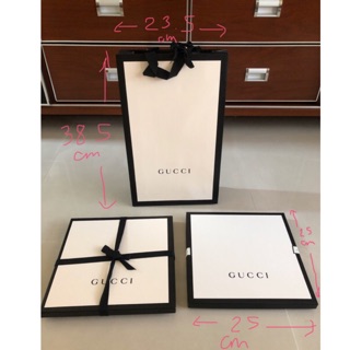 แท้💯 ถุงกระดาษเล็ก หรือ ถุง Gucci จาก ประเทศอังกฤษ ส่งทุกวันเสาร์ และจันทร์