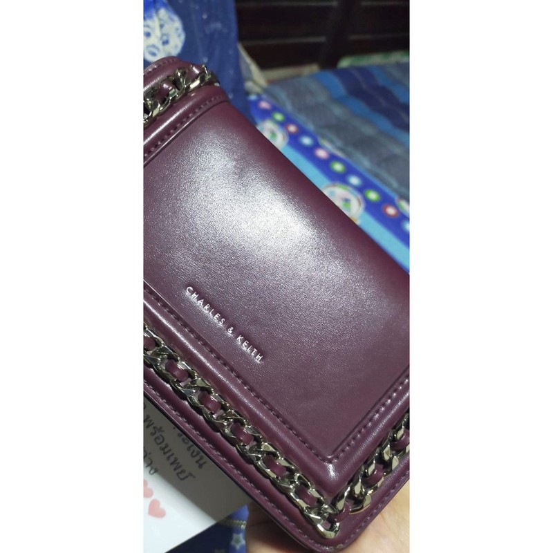 กระเป๋า  Charles and keith หน้าโซ่ แท้100% มือ2