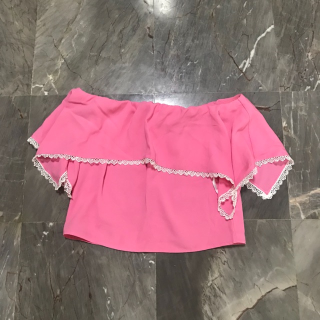 เสื้อปาดไหล่ของใหม่ cpsแท้💯sz.xs ขาย300฿