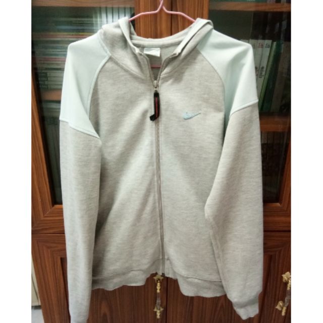 เสื้อฮู้ดแขนยาว Nike มือ 2