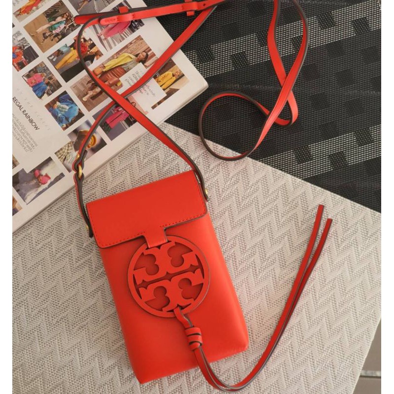 ? (สด-ผ่อน) กระเป๋าใส่โทรศัพท์ สีส้ม 60399 Tory Burch Miller Leather Phone  Case Cross-Body Bag / Bright Samba | Shopee Thailand