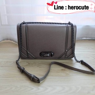 Charles &amp; Keith Turn-Lock Chain Crossbody ของแท้ ราคาถูก