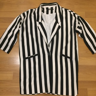 Blazer ลายทาง oversized
