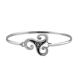 กำไลข้อมือเงินแท้ 925 Sterling Silver ทริสเกียล (Triskelion) สัญลักษณ์แห่งชีวิต พร้อมถุงกำมะหยี่