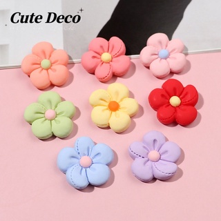 CROCS 【CuteDeco】กระดุมดอกไม้น่ารัก (8 สี) วัสดุเรซิ่น รูปกลีบดอกไม้ห้ากลีบ สีชมพูเข้ม สําหรับตกแต่งรองเท้า DIY