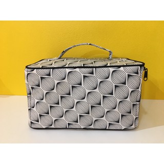 NaRaYa  NB-37/XL  กระเป๋าเครื่องสำอางค์ ไซซ์ XL  ทรงสี่เหลี่ยม Cosmetic Bag