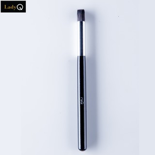 Lady Q Crease eye shadow Brush medium size แปรงคัดเบ้าตาขนาดกลาง –  สีดำ (LQ-015)