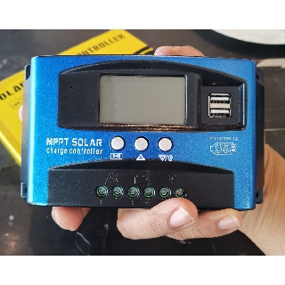 Solar charge controller 30A 12V/24V  โซล่าร์ชาร์จเจอร์  30A  ตัวควบคุมประจุแบตเตอรี่ของ (S4)