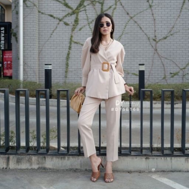 Dy.clothezz-Lux Belt set cream (used one)