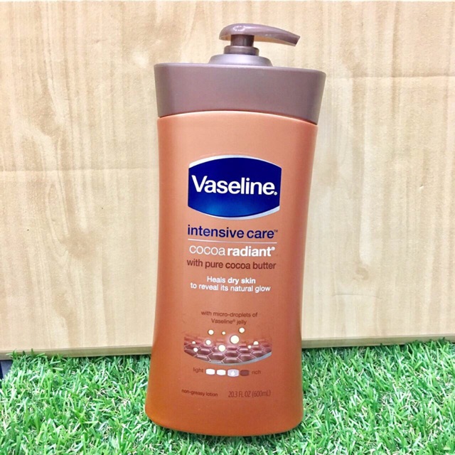 Vaseline Intensive Care Cocoa Radiant with Pure Cocoa Butter 600mL