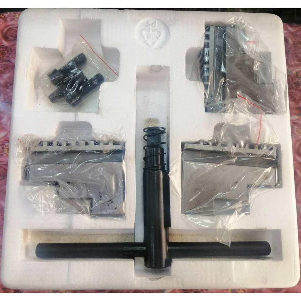 **พร้อมส่ง**สามจับแท่นกลึง 8