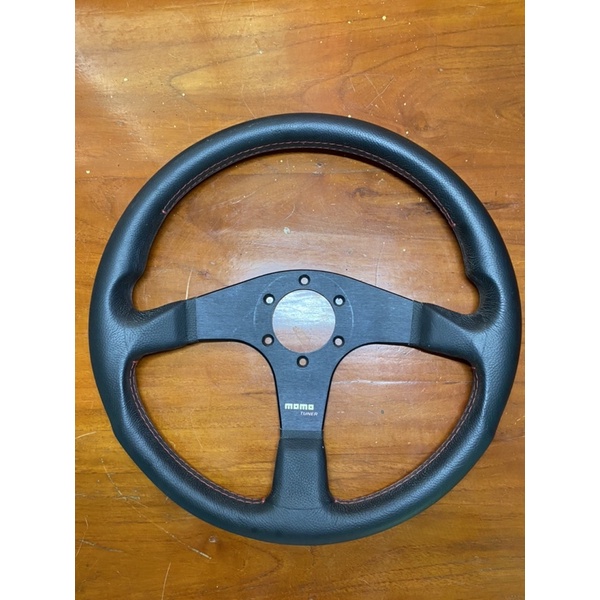 พวงมาลัย momo tuner แท้